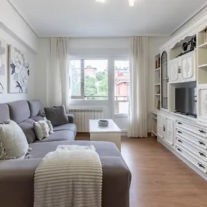 Apartamento Amplio Y Luminoso En, Lejona